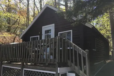 Image de Pine Grove Cottages: Cottage 4: Studio Cottage - Pet Friendly