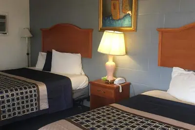 Image de Comfortable Countryside Stay at Knights Inn Fairview! 2 Budgget-friendly Units