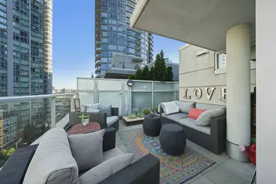 Image de Penthouse Dt 2bed 2bath Rooftop Patio w\/Parking