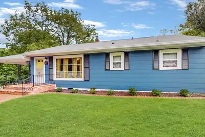 Image de Charming 1950s Cottage in Historic Columbia, Tn – Private Retreat Near Downtown