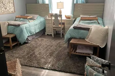 Image de Southern Charm 2 bedroom family suite sleeps 4 located close to Champaign-Urbana