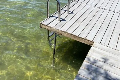 Image de Lakefront 3 bedroom cottage & modern living space