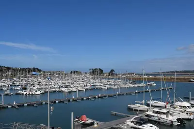 Image de Bel appart 6 pers, Wifi, vue mer et port, Perros-Guirec