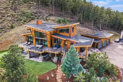 Image de The Bailey Lodge • Private • Hot Tub • Patio+Views