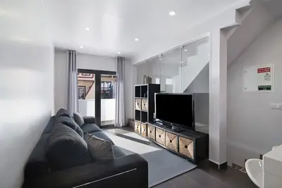 Be Glow Home avec terrasse, balcons et Wi-Fi