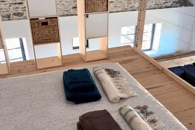 Image de Adults Only loft in old farm