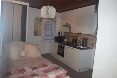 Image de Magnifique Chambre Meublee En Residence A Odza