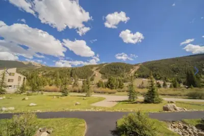 Image de Keystone Ski area, Epic mountains views, Ground floor condo, short walk to lift