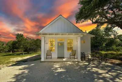 Romantic Bungalow \"Carmen\" on 30 Acres