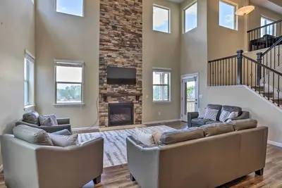 Image de Brighton Family Home ~ 20 Mi to Dtwn Denver!