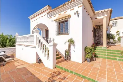 Image de Beautiful, very quiet private villa with hot tub.