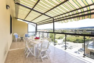 Image de Costa Attico - Deux Chambres Appartement, Couchages 5