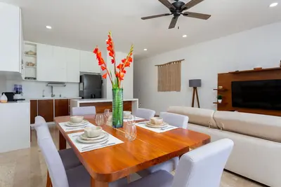 Image de Luxurious apartment with pool 5 min from the beach!