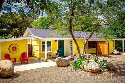 Image de Newly remodeled Studio Cottage, perfect for two!