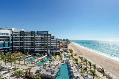 Image de New Listing - Ultimate luxury escape in Cabo | 1-Bedroom Suite at 5 Star Resort
