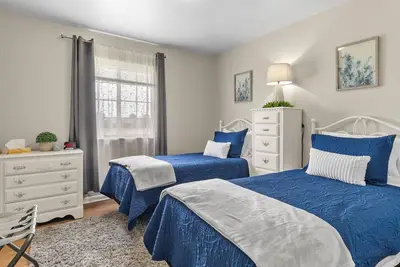 Image de A Maison Desplaine of French Family Warmth