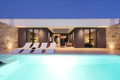 Image de Villa Bluebell - escapade parfaite avec piscine privée, à seulement 100 m de la plage
