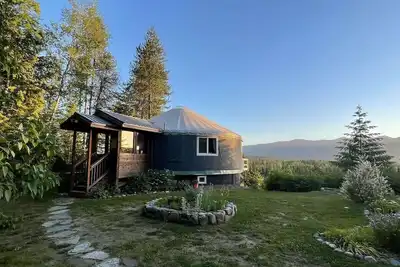 Image de Magical Yurt in the Forest - 4 seasons of fun!