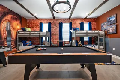 Image de Game Room/Spa/Themed Bedrooms/Storey Lake 22088