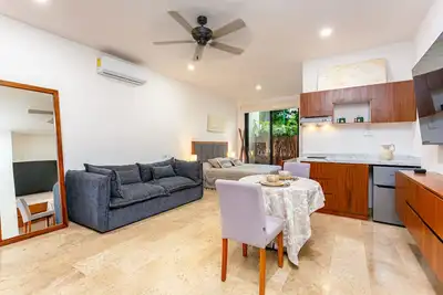 Image de Luxury Loft 5 min from the beach!