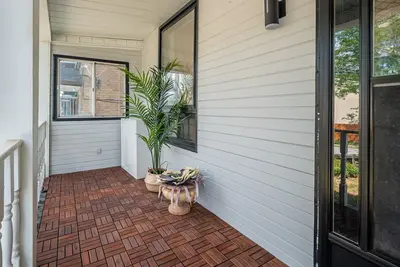 Image de Trendy 2b, Minutes from DowntownToronto, by the Lake. Ideal for Long Term Stays!