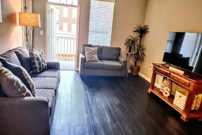 Image de Quality, functional, family friendly, wheelchair accessable!