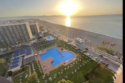 Image de Beach Front Pool Apartment Terrace 3 Bedrooms