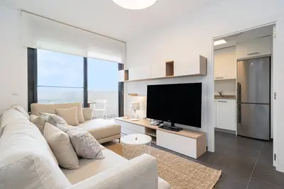 Image de Appartement vue front de mer et piscine 1min plage