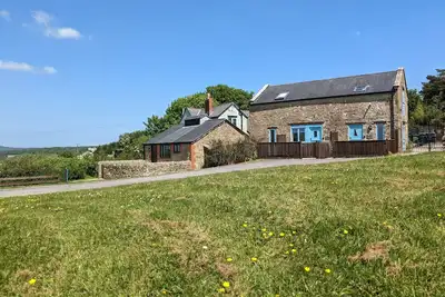 Image de The Linhay, pet friendly, character holiday cottage in Bridport