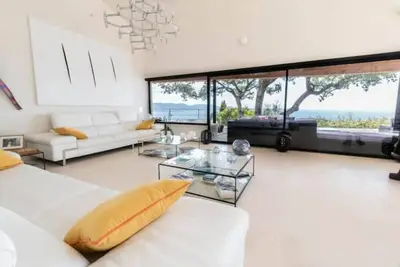 Image de Villa d'architecte, Domaine privé du Cap Bénat