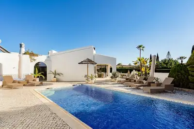Image de Casa Blanca - high standard holiday villa with Ac and heatable pool near town