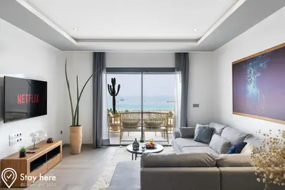 Image de Ocean View Luxury 2 bedrooms near Marina + Parking