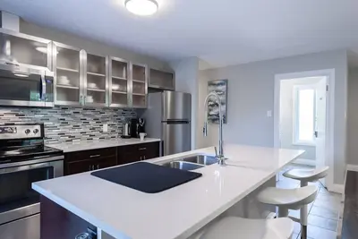 Image de Entire 2 Bedroom Apartment Uptown Waterloo