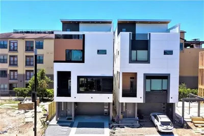 Image de Luxury 4 Story Penthouse Houston Skyline Views