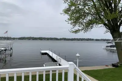 Syracuse lake front