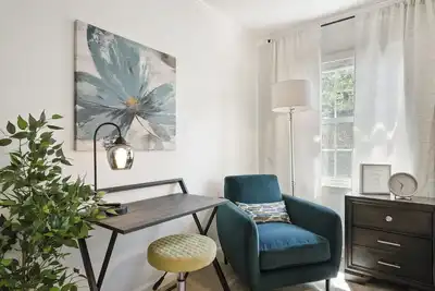 Image de Charming townhouse 2bed/2. 5 bath with patio near downtown