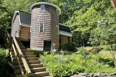 Image de Serene 3 bedroom lake cabin with fireplace