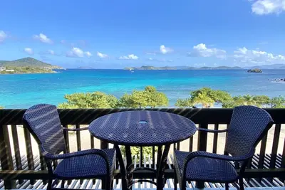 Image de Newest Renovated Beachfront Villa, Desirable Building B