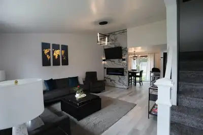 Image de Updated Modern Stay