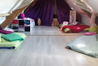 Image de Belle maison en pierre à 2 kilomètres des plages