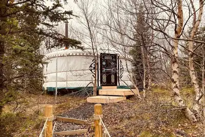 Image de Yurt Freya is a traditional Mongolian yurt with a little extra.
