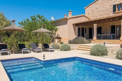 Image de Villa Sa Pleta Petita avec vue sur les montagnes, piscine & Wi-Fi