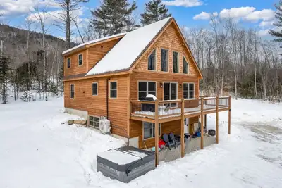 Image de Camp Mt. Will | 4 Bed, 3 Bath