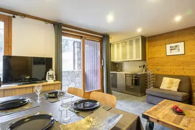 Image de À 100m des pistes de ski, 1er étage, balcon, télévision, 36m², Valmorel