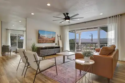 Image de Prescott Retreat - views & minutes to Whiskey Row