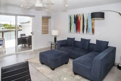 Image de Waterfront Villa 246c, Jolly Harbour