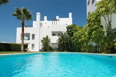 Image de Bel appartement pour 4 personnes avec Wifi, piscine, climatisation, Tv et patio