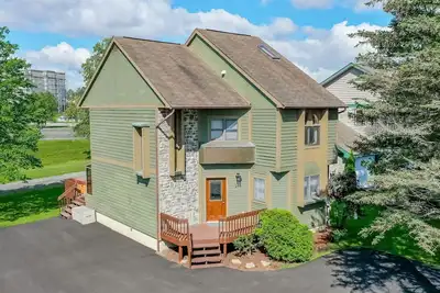 Image de Slope Side | Ski In/Out, Hot Tub!