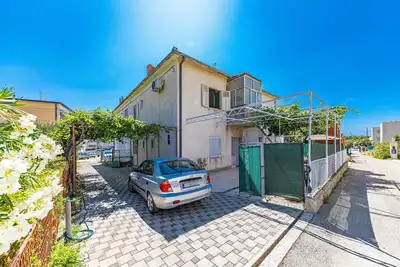 Image de Bel appartement de 2 chambres à Trogir