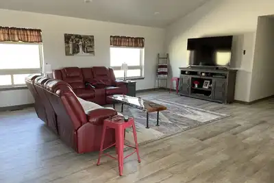 Image de Enjoy this beautiful home, built in 2021, to experience Montana at its finest!